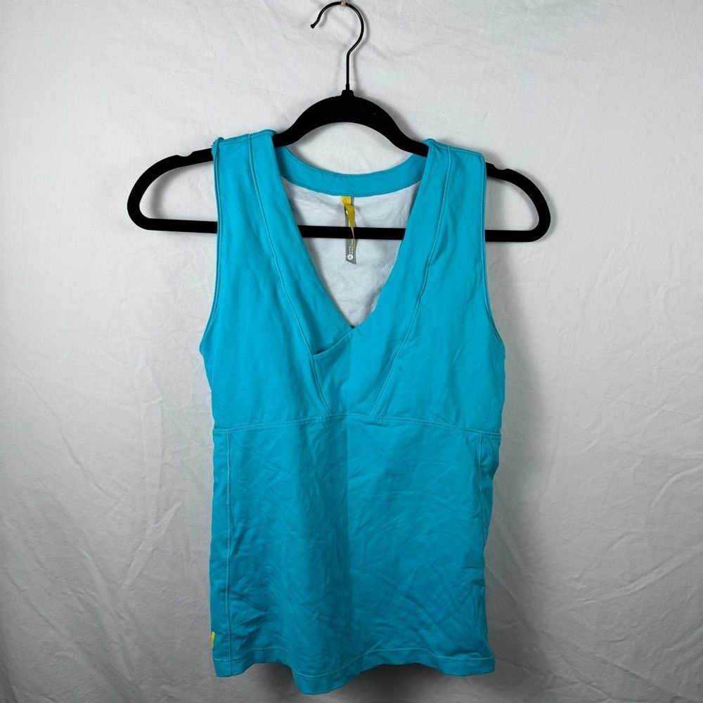 LOLE Blue Sleeveless V-Neck Top Womens Size L
